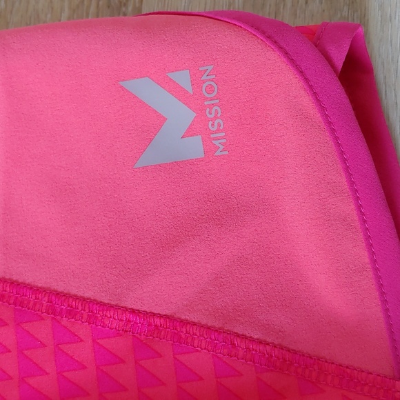 NWT Mission Vaporactive Women's Running Shorts Size M - Picture 2 of 7
